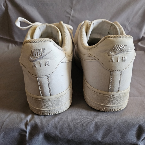 Nike Air Force 1 - Picture 7 of 7